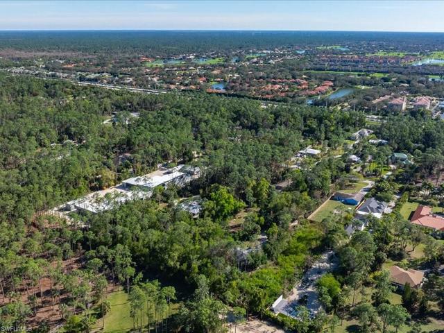 6147 ENGLISH OAKS LN, NAPLES FL 34119