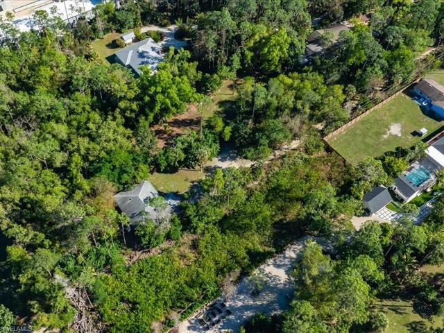 6147 ENGLISH OAKS LN, NAPLES FL 34119