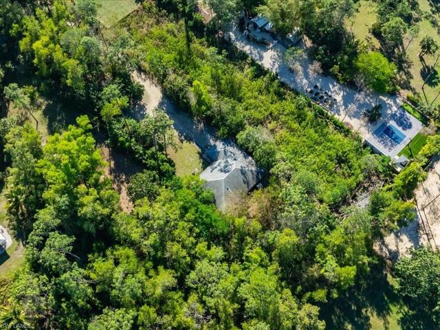 6147 ENGLISH OAKS LN, NAPLES FL 34119