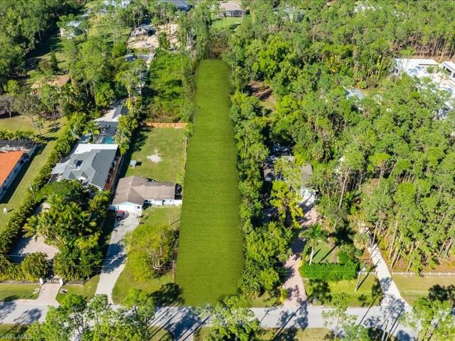 6147 ENGLISH OAKS LN, NAPLES FL 34119