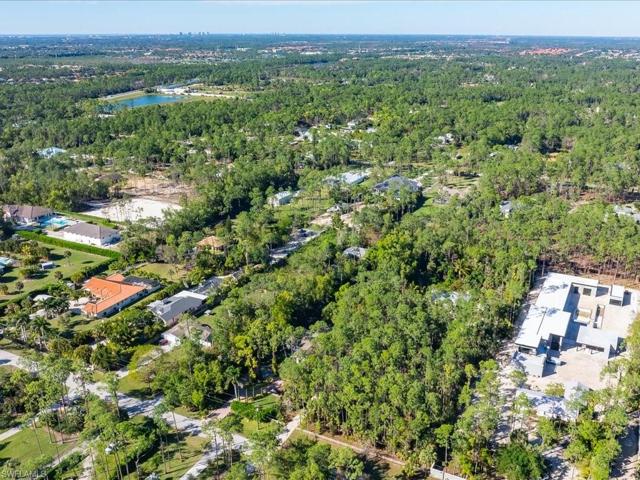 6147 ENGLISH OAKS LN, NAPLES FL 34119