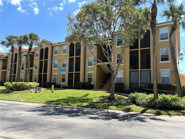 View of apartment building / complex