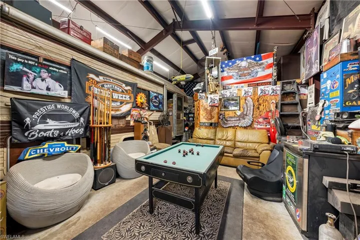Detached Garage