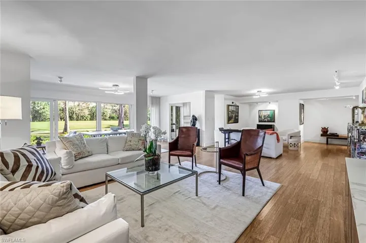 Fully furnished with luxury brand furnishings and wonderful golf course view.  Move in ready.  Motivated seller!