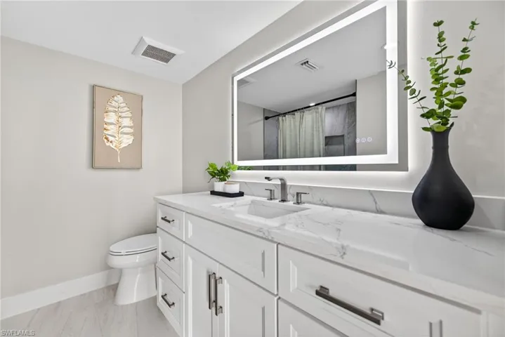 990 8th St S 1c, Naples, Florida 34102
