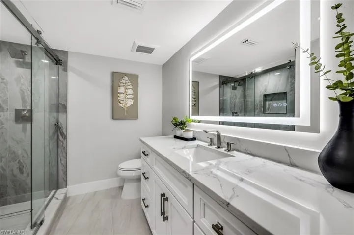 990 8th St S 1c, Naples, Florida 34102