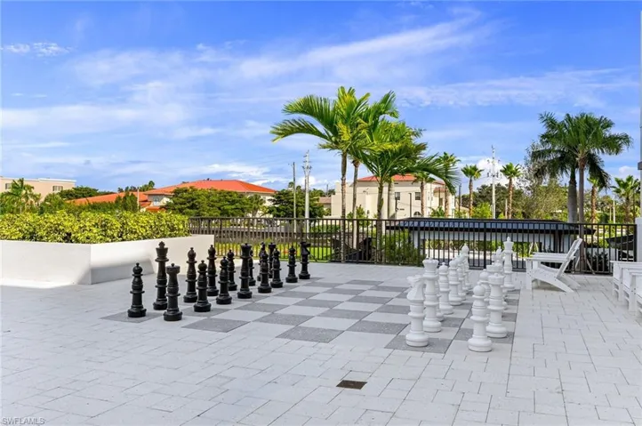 1111 Central 417a, Naples, Florida 34102