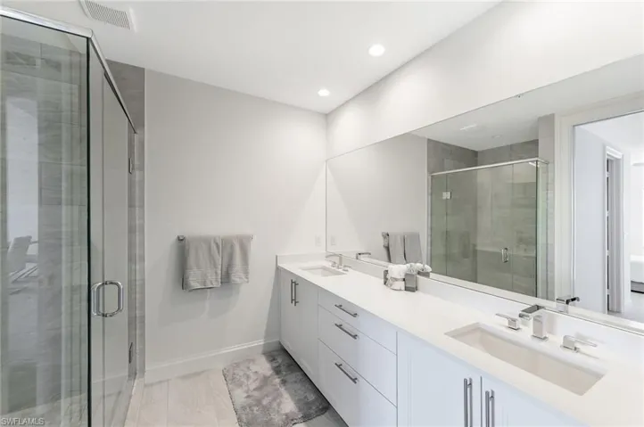 1111 Central 417a, Naples, Florida 34102