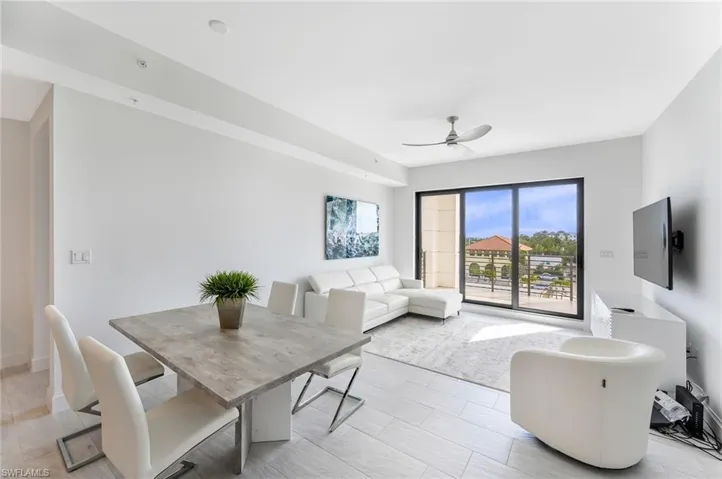 1111 Central 417a, Naples, Florida 34102