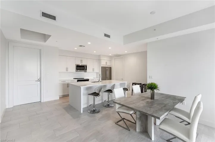 1111 Central 417a, Naples, Florida 34102