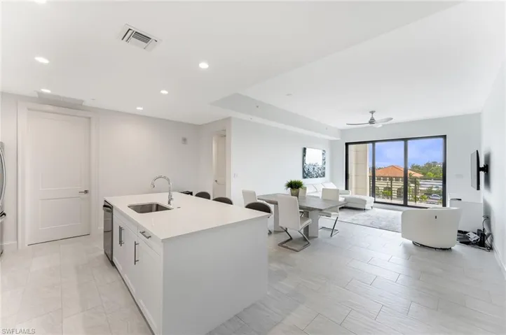 1111 Central 417a, Naples, Florida 34102