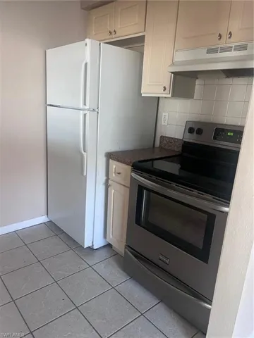 1315 SE 24th  AVE, Cape Coral, FL 33990