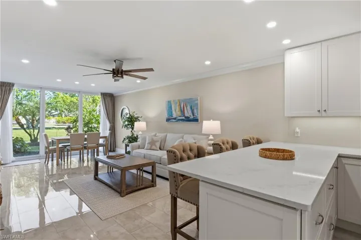 682  Broad S AVE, Naples, FL 34102