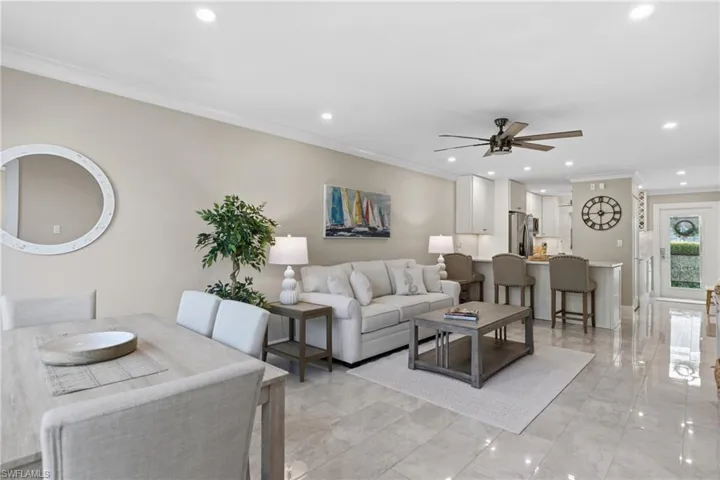 682  Broad S AVE, Naples, FL 34102
