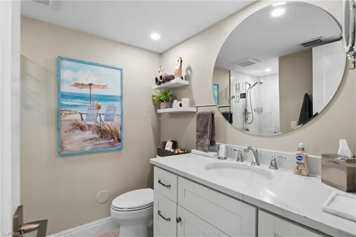 682  Broad S AVE, Naples, FL 34102