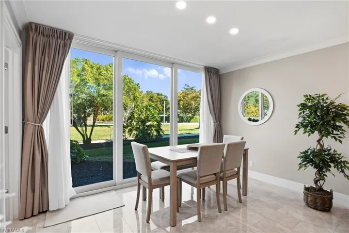 682  Broad S AVE, Naples, FL 34102