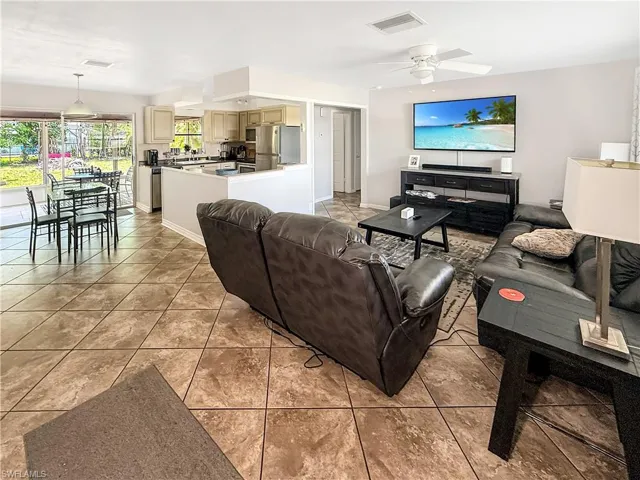 536 Se 26th Ter, Cape Coral, Florida 33904