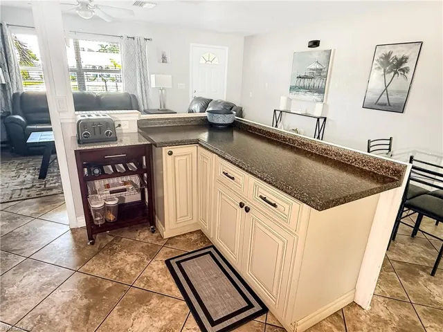 536 Se 26th Ter, Cape Coral, Florida 33904
