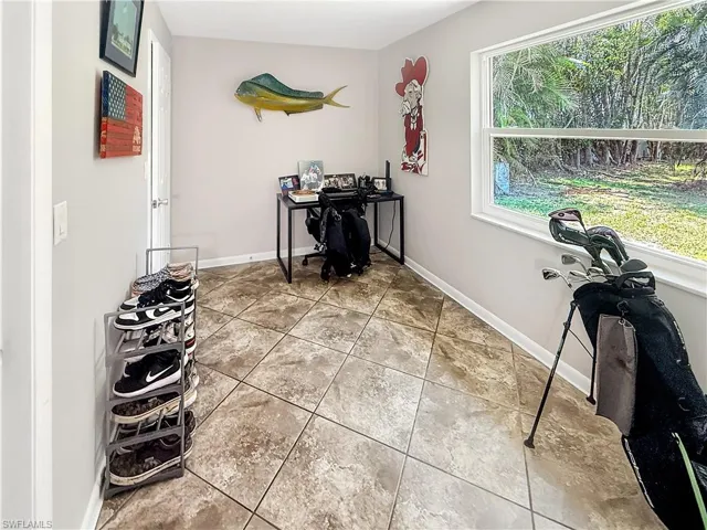 536 SE 26th  TER, Cape Coral, FL 33904