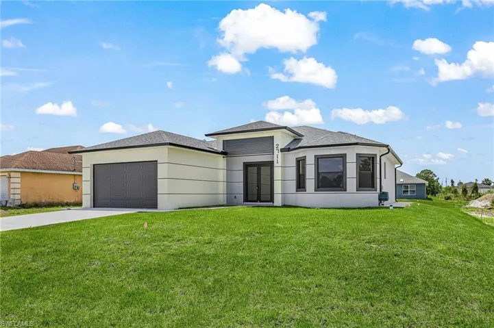 2711  40th W ST, Lehigh Acres, FL 33971