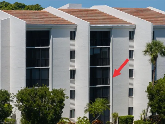 4160 Steamboat Bend E 302, Fort Myers, Florida 33919
