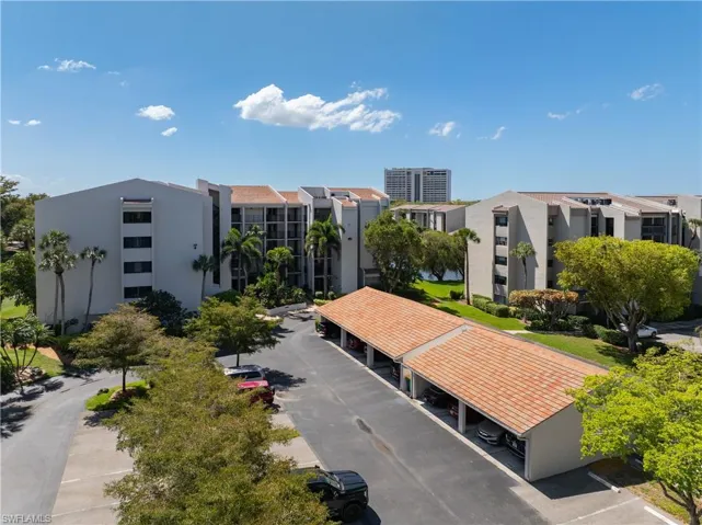 4160 Steamboat Bend E 302, Fort Myers, Florida 33919
