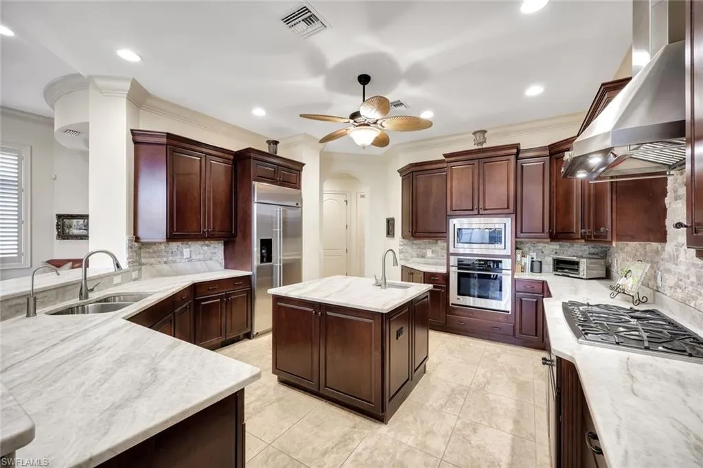 27592 River Reach DR, Bonita Springs, FL 34134,225001522