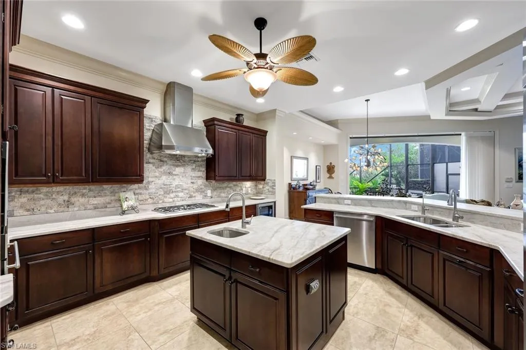 27592 River Reach DR, Bonita Springs, FL 34134,225001522