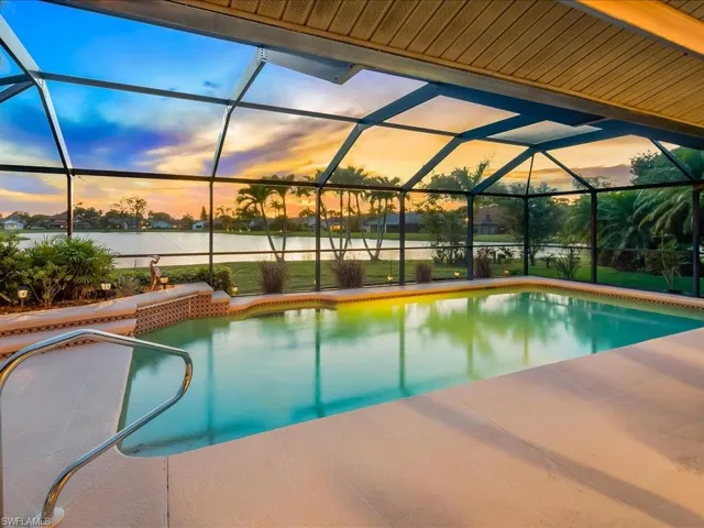 2428  Duchess  CT, Naples, FL 34112