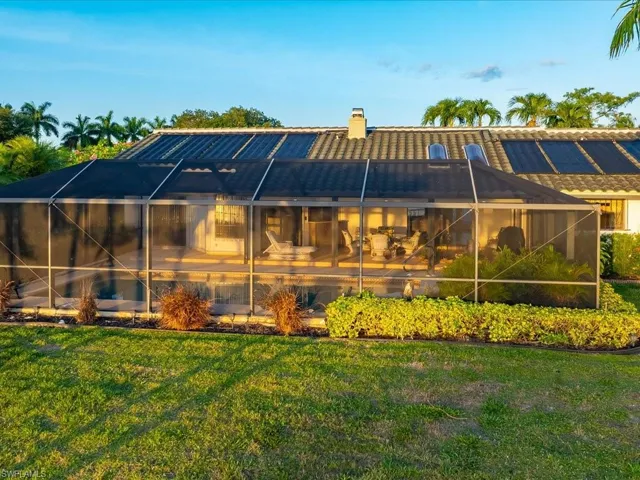 2428  Duchess  CT, Naples, FL 34112