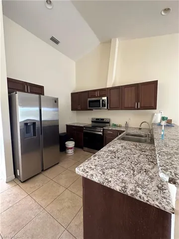 4724 26th St Sw, Lehigh Acres, Florida 33973