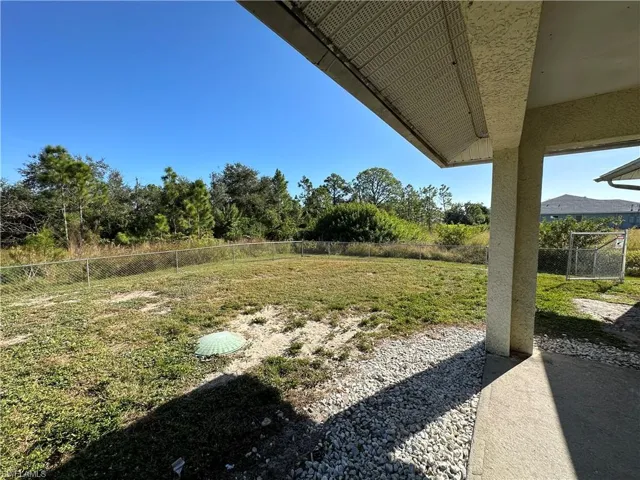 4724 26th St Sw, Lehigh Acres, Florida 33973