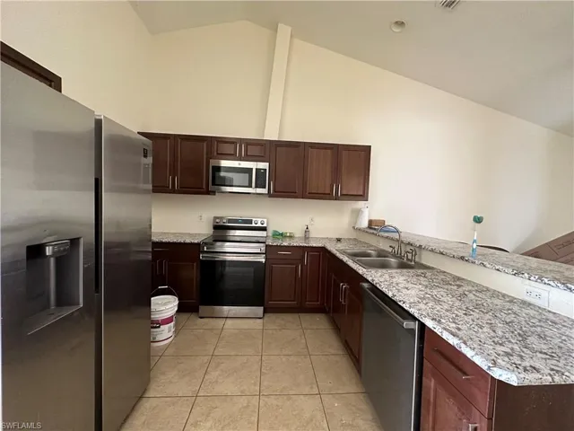 4724 26th St Sw, Lehigh Acres, Florida 33973