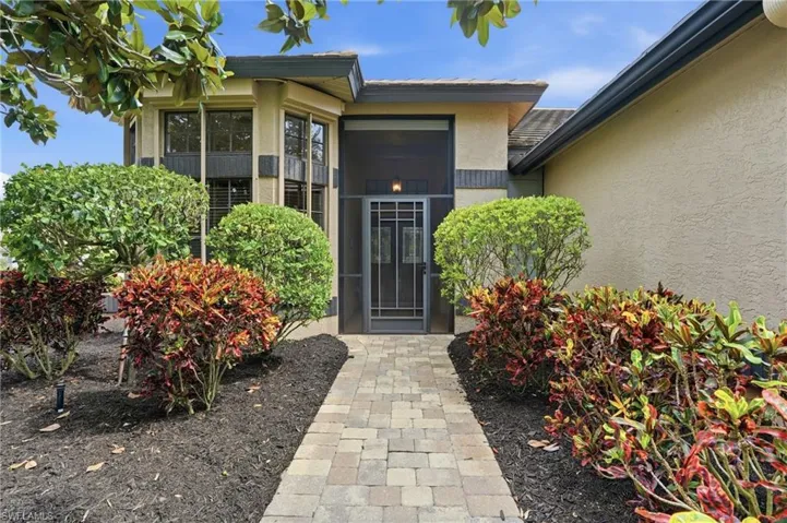 8185 Breton Cir, Fort Myers, Florida 33912