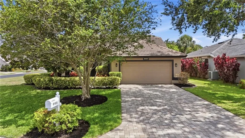 8185 Breton Cir, Fort Myers, Florida 33912