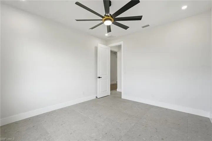 325 Ne 15th Ter, Cape Coral, Florida 33909