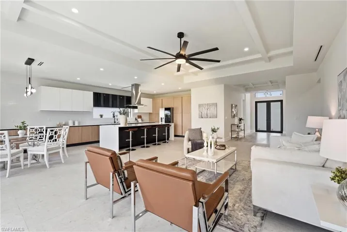 325 Ne 15th Ter, Cape Coral, Florida 33909