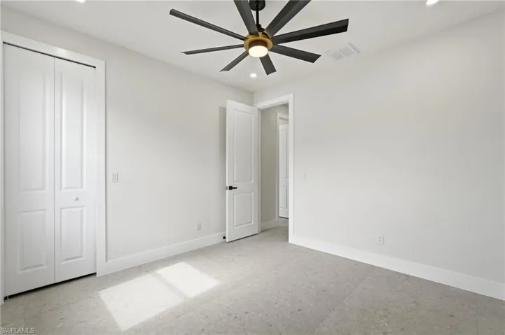 325 Ne 15th Ter, Cape Coral, Florida 33909