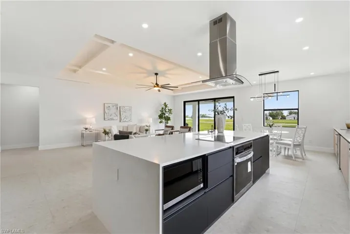 325 Ne 15th Ter, Cape Coral, Florida 33909