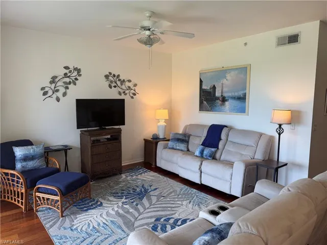 9500 Highland Woods Blvd 207, Bonita Springs, Florida 34135