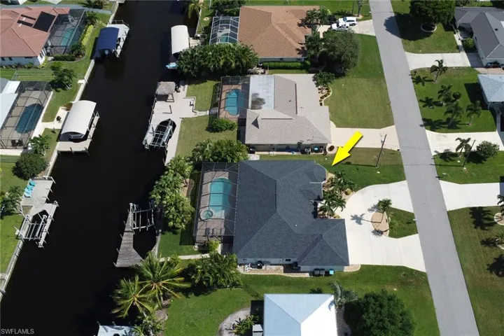 4221 Se 9th Ave, Cape Coral Fl 33904