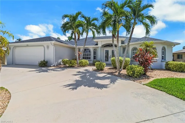 4221 Se 9th Ave, Cape Coral Fl 33904