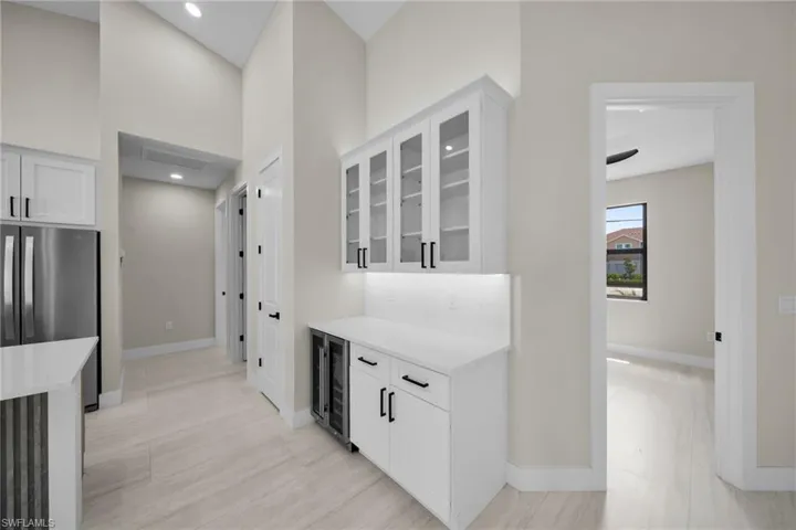 3532  Country Club  BLVD, Cape Coral, FL 33904