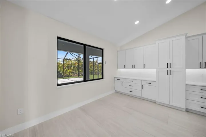 3532  Country Club  BLVD, Cape Coral, FL 33904