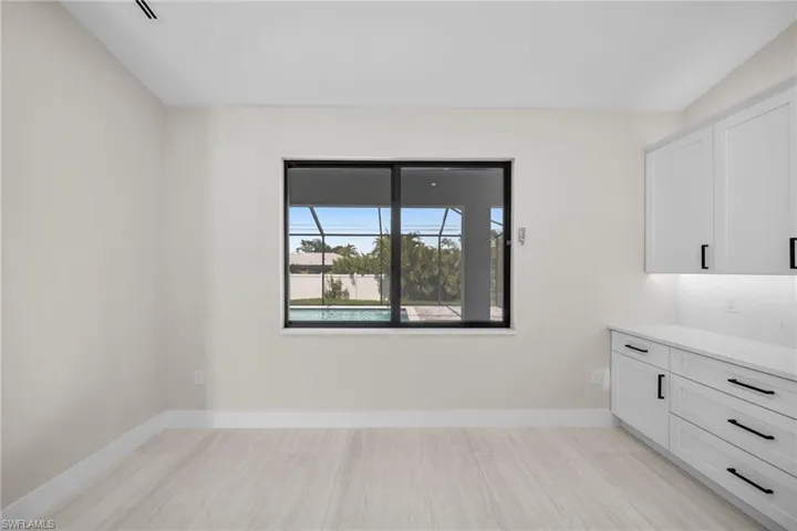 3532  Country Club  BLVD, Cape Coral, FL 33904