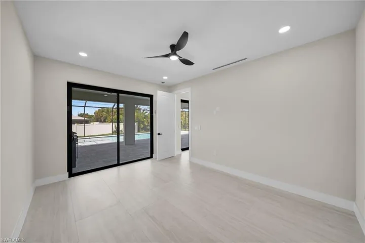3532  Country Club  BLVD, Cape Coral, FL 33904