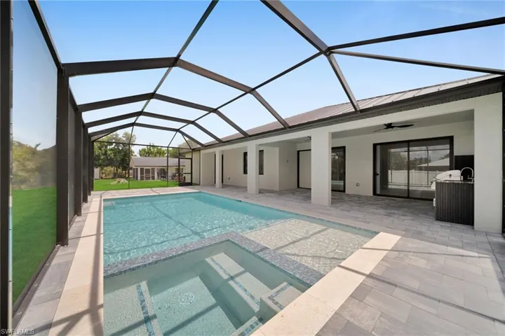 3532  Country Club  BLVD, Cape Coral, FL 33904