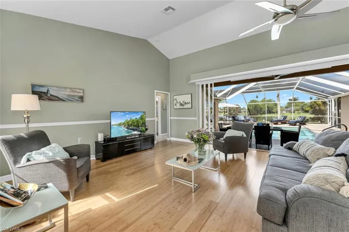 929 Marble Dr, Naples, Florida 34104