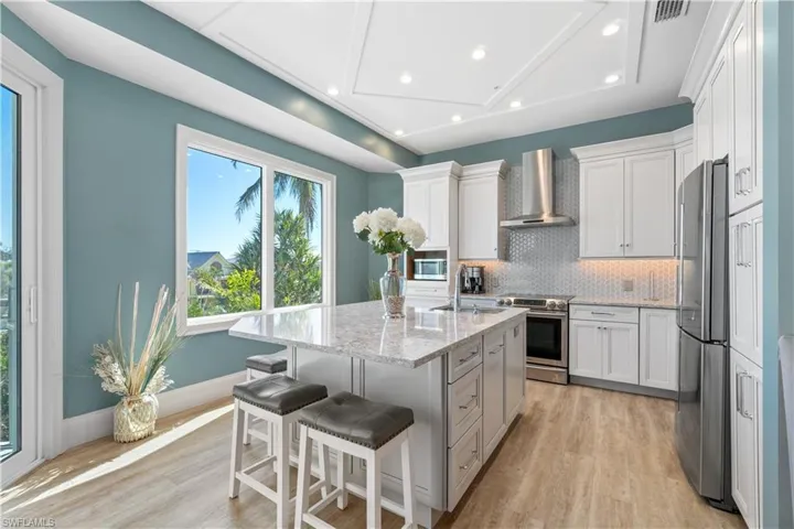 Beautiful kitchen with seating for four