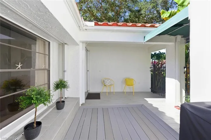 Front Porch Entrance